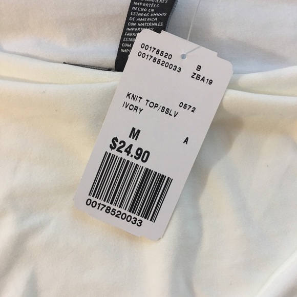 “Ivory” crop top with cape back - Picture 3 of 6